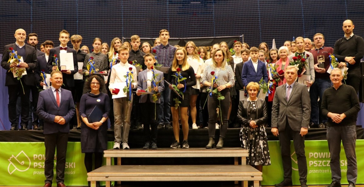 Wyróżnieni sportowcy w 2022 roku za rok 2021.