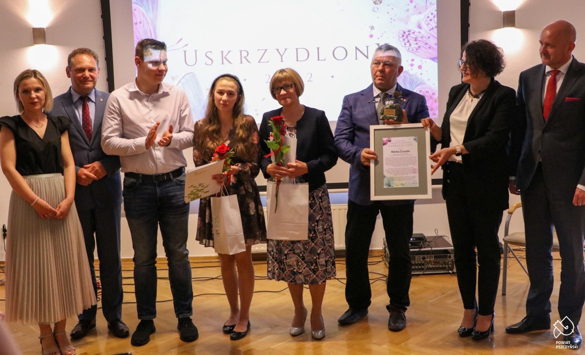 Starosta, wicestarosta i wyróżnione osoby z niepełnosprawnościami.