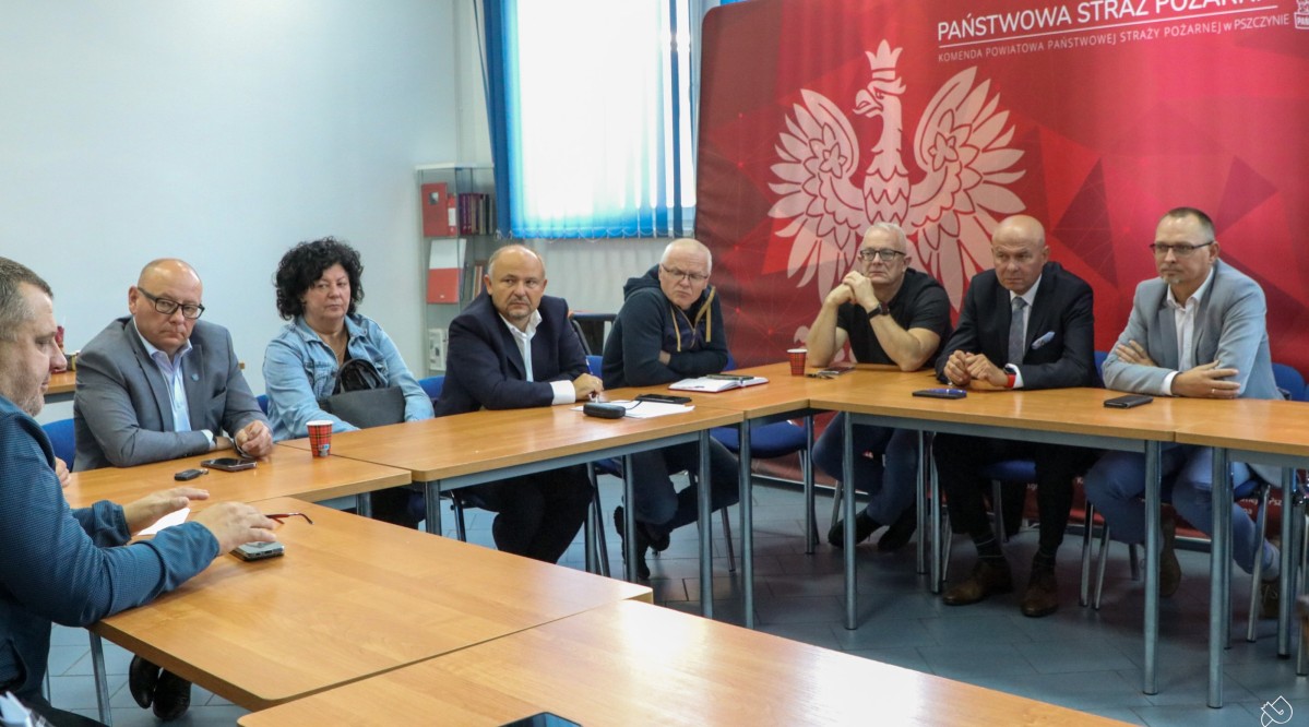 posiedzenie sztabu kryzysowego