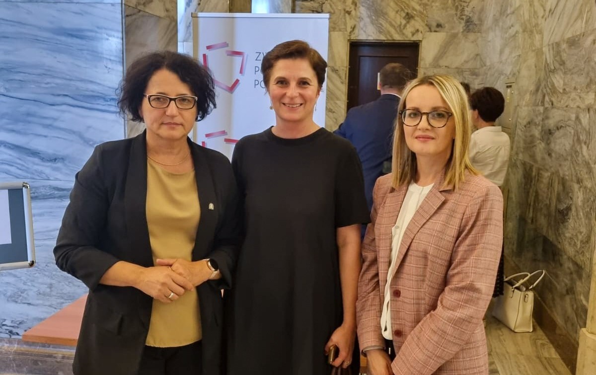 starosta z prezes szpitala i naczelnik wydziału