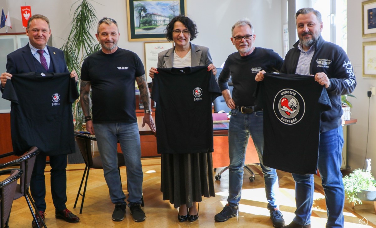 przekazanie koszulek motoserce
