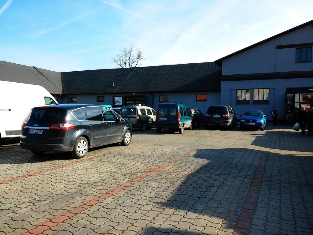 koszary, parking