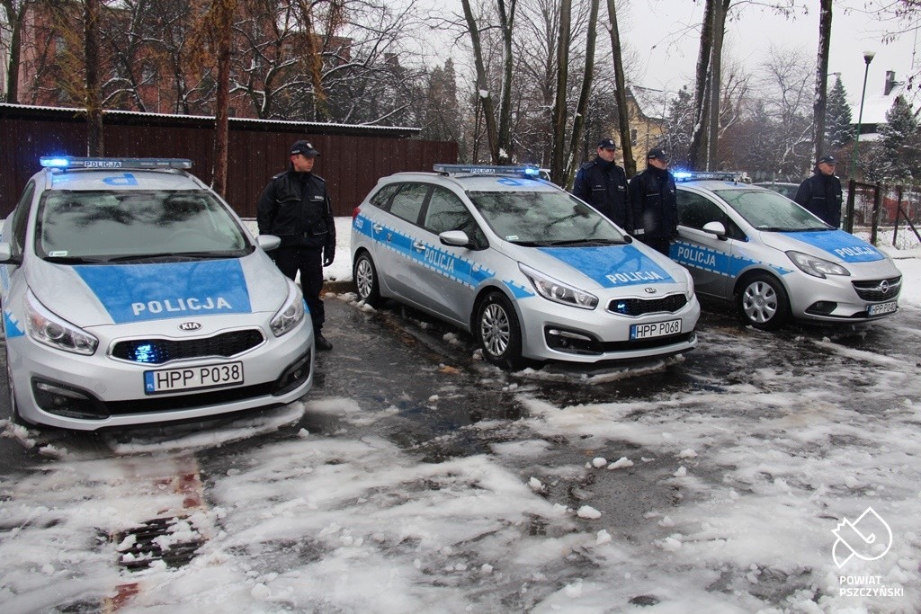 nowe wozy policja
