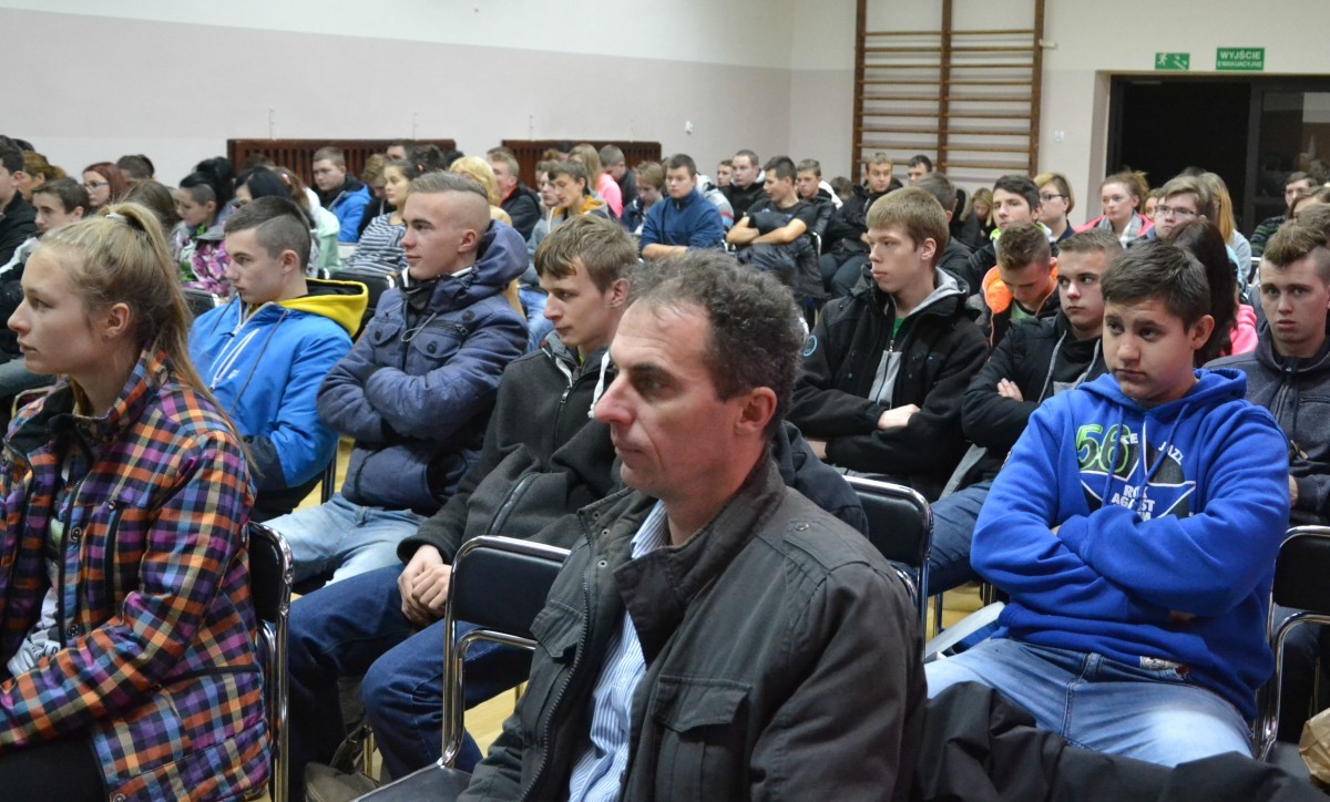 pzs 1 cyberprzemoc