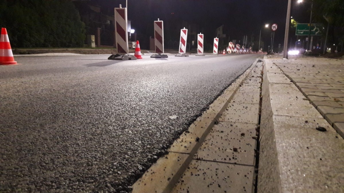 Prace na rondzie na Cieszyńskiej