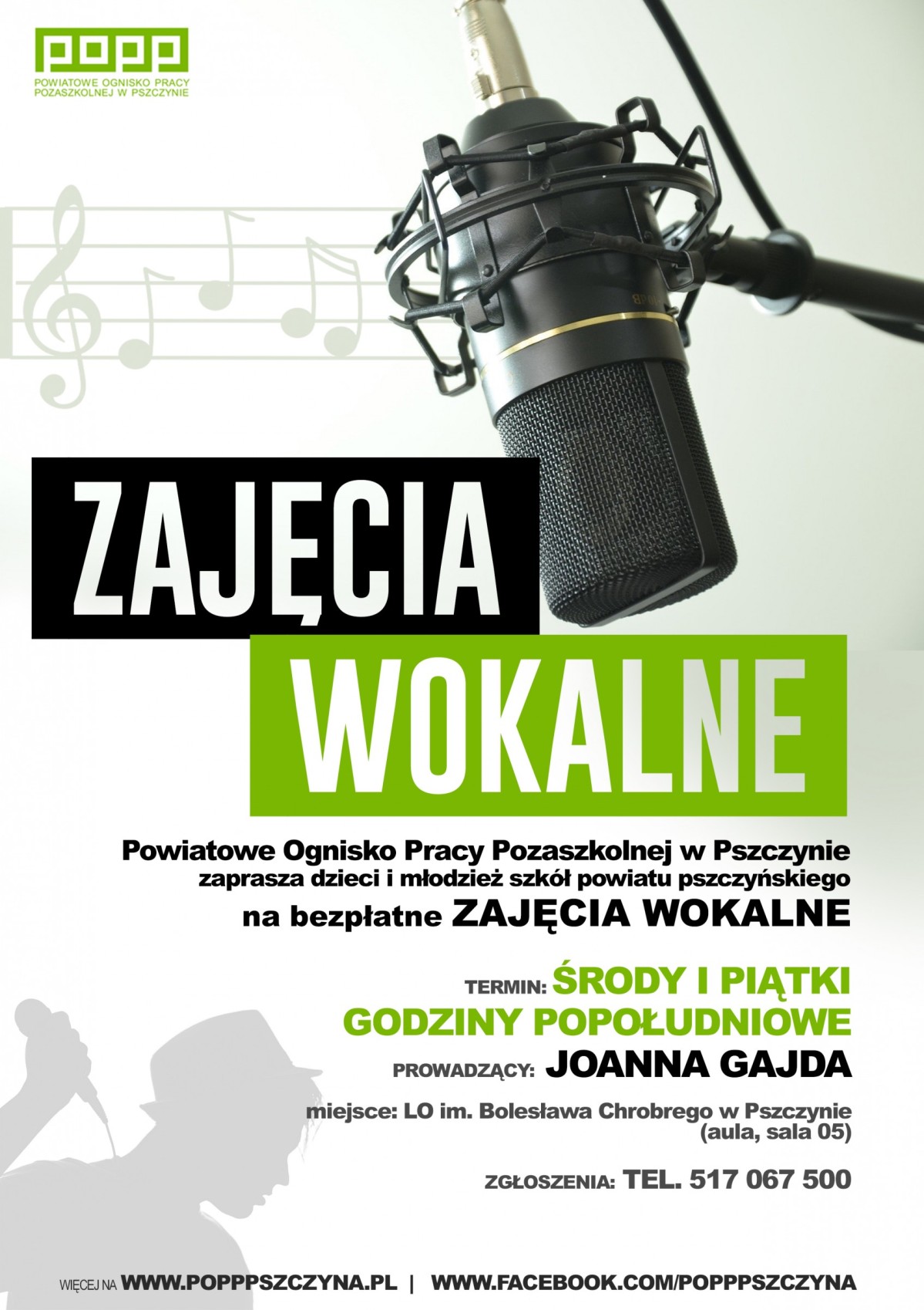 Plakat informujący o zajęciach wokalnych na białym tle zapisano informacje oraz umieszczono zdjęcie mikrofonu.